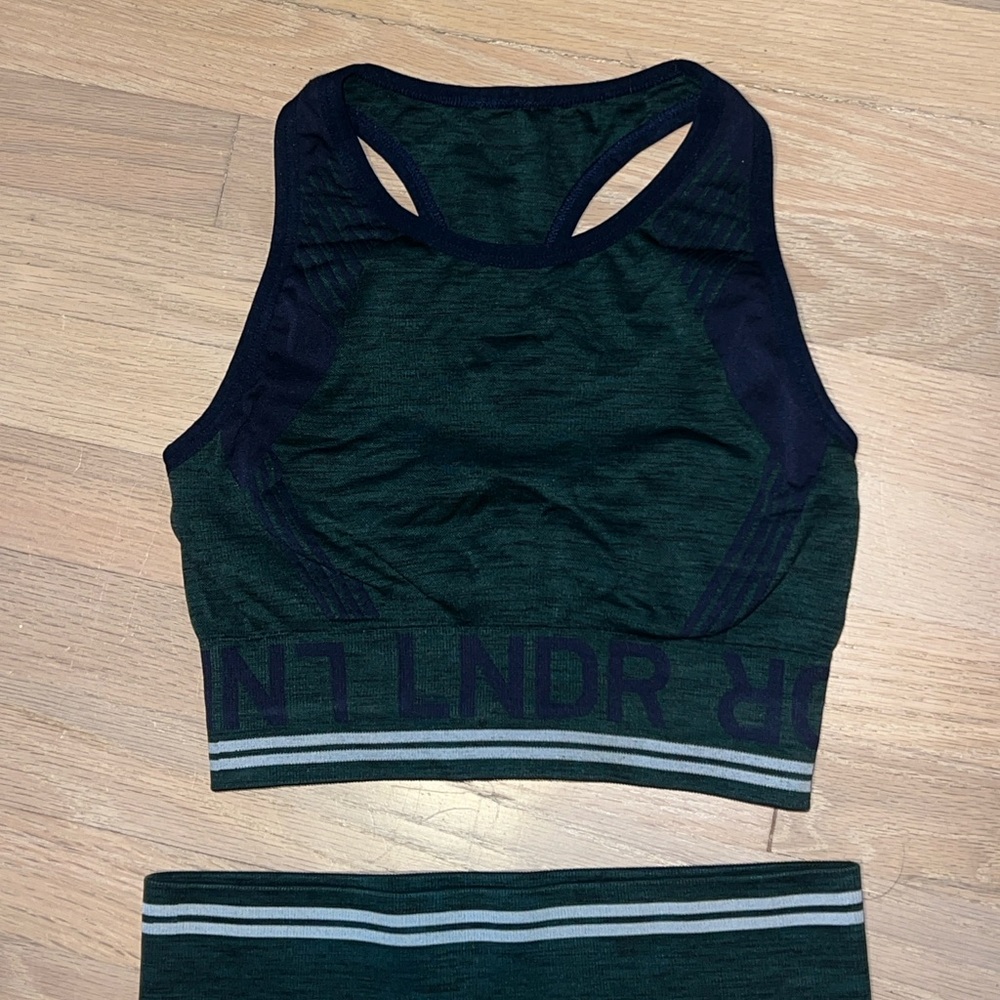 LNDR Aerodynamic Sports Bra SizeS-M